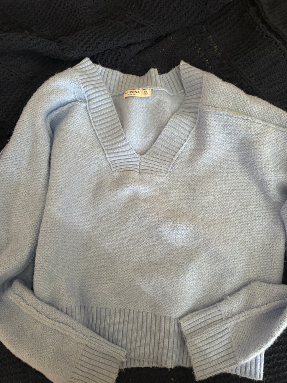 Arizona Jean Company Pale Blue V-Neck Knit Sweater